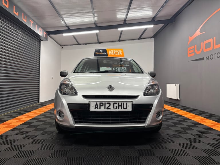 2012 Renault Clio 1.2 16V Dynamique TomTom 5dr HATCHBACK Petrol Manual