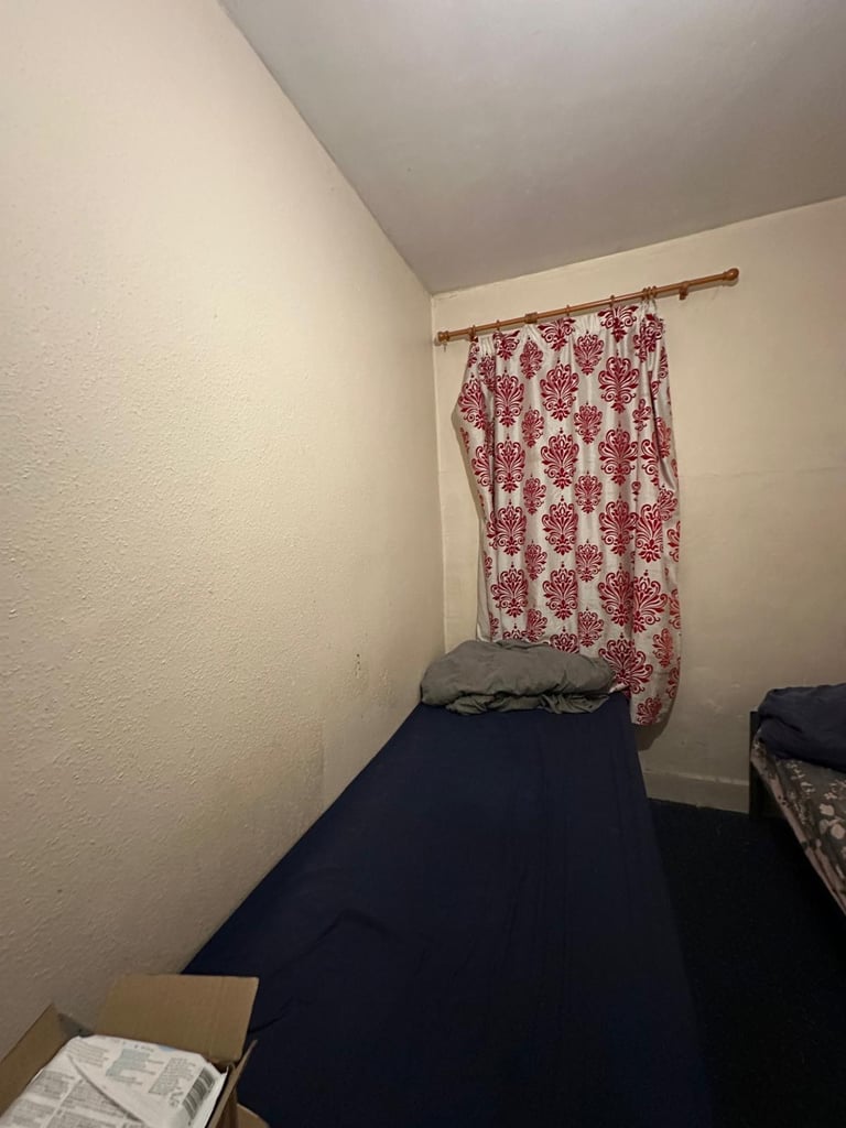 One bedroom available at ilford / barking 