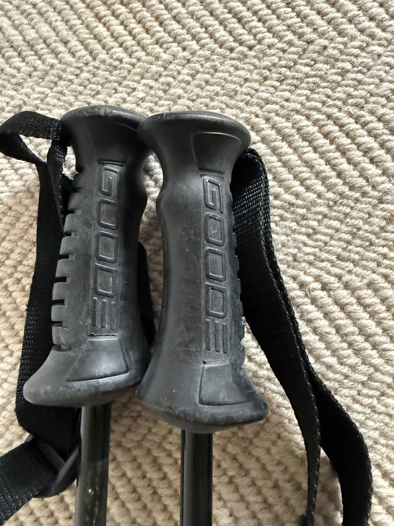 Ladies Salomon Skis