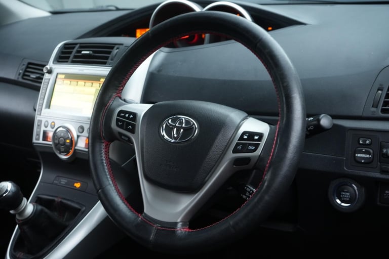  Toyota Verso 2.0 D-4D T Spirit Euro 5 5dr Diesel Manual