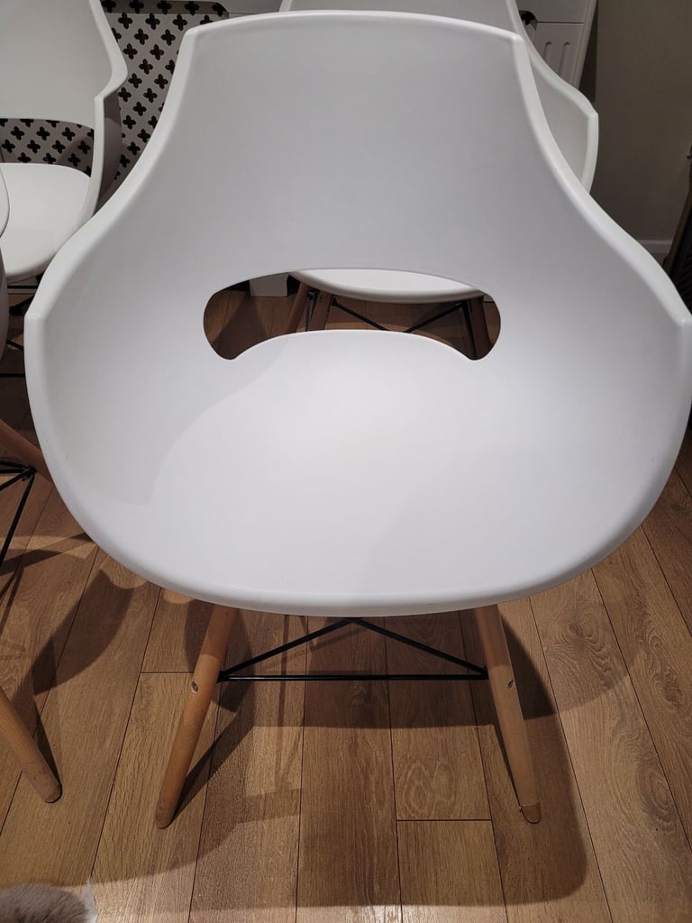 Set of 4 Eames Style White Dining Chairs. 