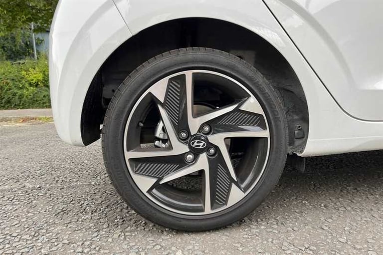 2025 Hyundai i10 1.0 [63] Premium 5dr Auto [Nav] HATCHBACK PETROL Automatic