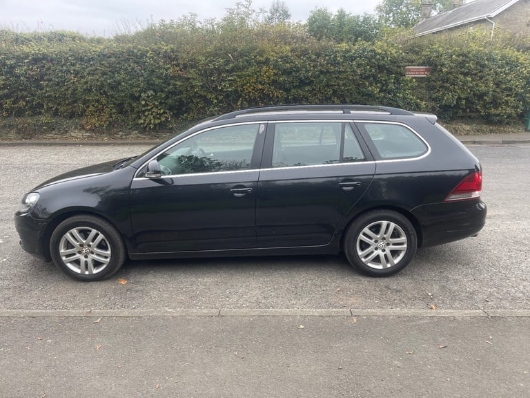 Volkswagen, GOLF, Estate, 2010, Semi-Auto, 1968 (cc), 5 doors