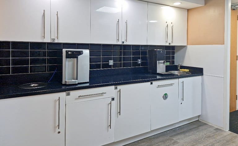 Brighton - BN1 3XF, Open plan office space for 15 people at Queensberry House