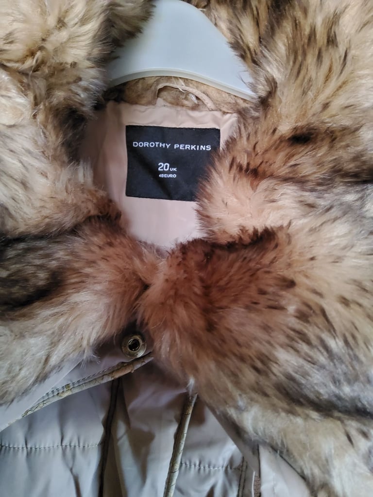  Coat Size 20 Detachable Faux Fur Collar 'Dorothy Perkins '