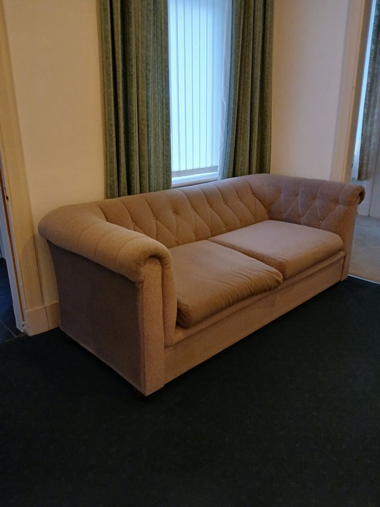 3 seat sofa 