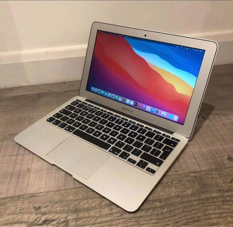 image for Apple MacBook Air Laptop 512Gb SSD Core i7 3.1Ghz Mag2 Charger (Monterey 2021 OS)