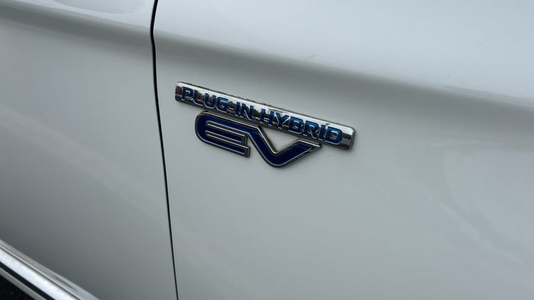 2019 Mitsubishi Outlander 2.4 PHEV Dynamic Safety 5dr Auto Estate Estate Hybrid Automatic