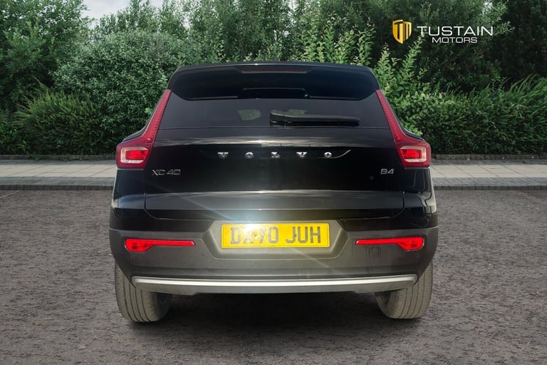  Volvo Xc40 2.0 B4 Mhev Inscription Pro Suv 5dr Petrol Hybrid Auto Euro 6 s/s