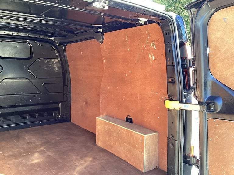 2015 Ford Transit Custom TDCi 270 ECOnetic SWB L/R SWB Panel Van Diesel Manual