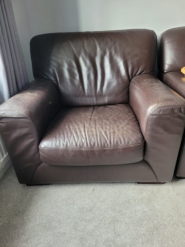 FREE!!! Faux leather chair