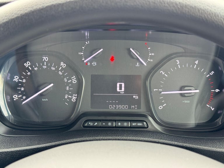 2022 Toyota PROACE CITY Verso 1.5D Combi Medium 5dr MPV DIESEL Manual