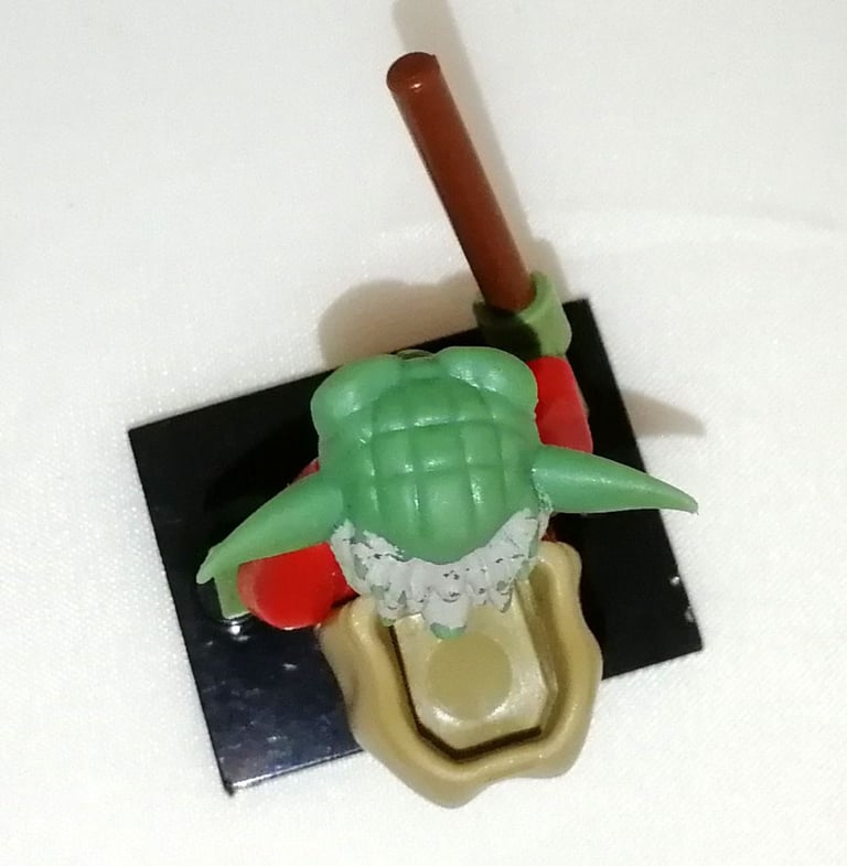 Lego Star Wars Santa Yoda Minifigure sw0358 From Star Wars Advent Calendar 2011