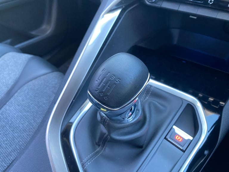 2020 Peugeot 3008 1.5 BlueHDi Allure Euro 6 (s/s) 5dr HATCHBACK Diesel Manual