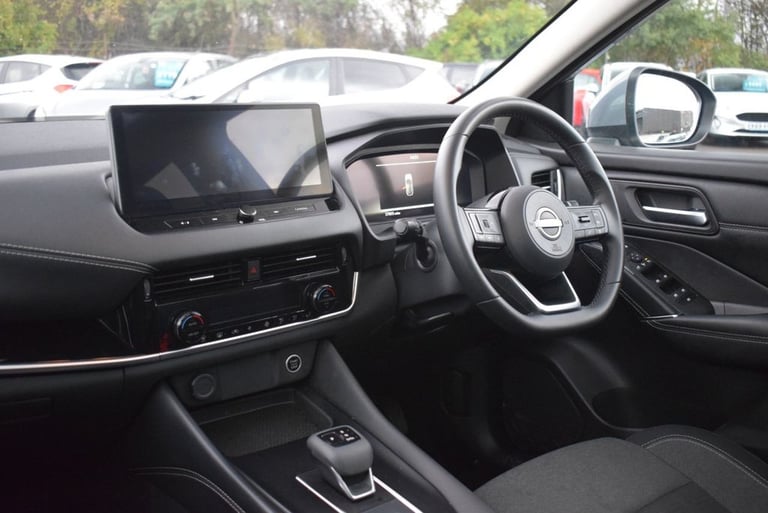 2023 Nissan Qashqai 1.3 DiG-T MH 158 N-Connecta 5dr Xtronic HATCHBACK PETROL Automatic