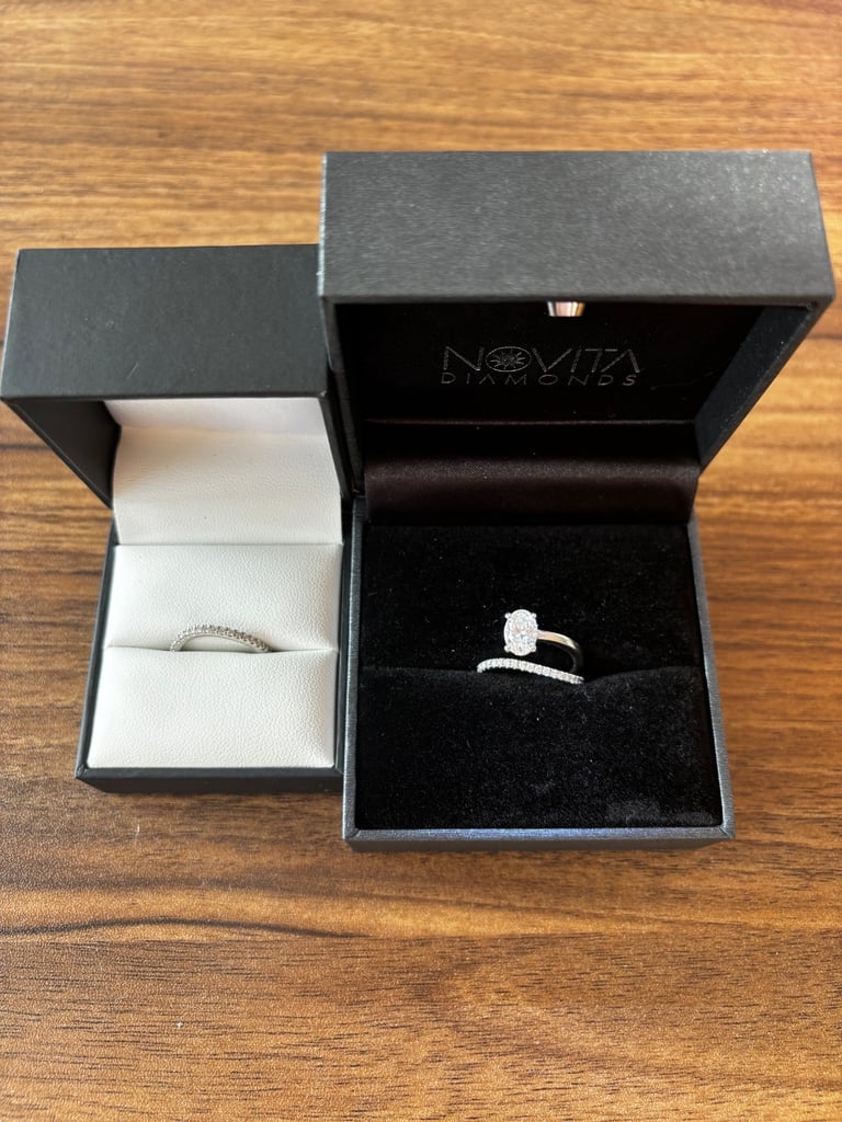 image for Engagement ring with wedding band