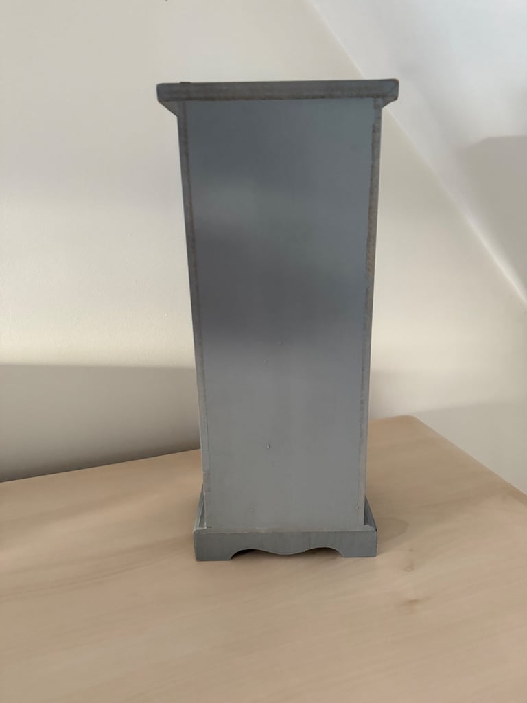 Gorgeous table top drawer set for jewellery or just bit and bobs