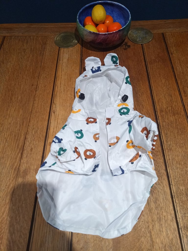 Small Dog Rain Mac (35cm long from neck to tail).