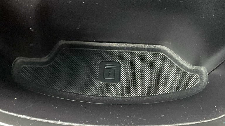 2023 Ford Puma 1.0 EcoBoost Hybrid mHEV ST-Line 5dr Hatchback Petrol Manual