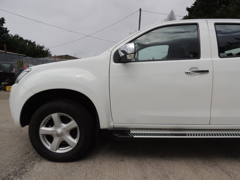 2014 Isuzu D-Max 2.5TD Yukon Double Cab 4x4 PICK UP Diesel Manual