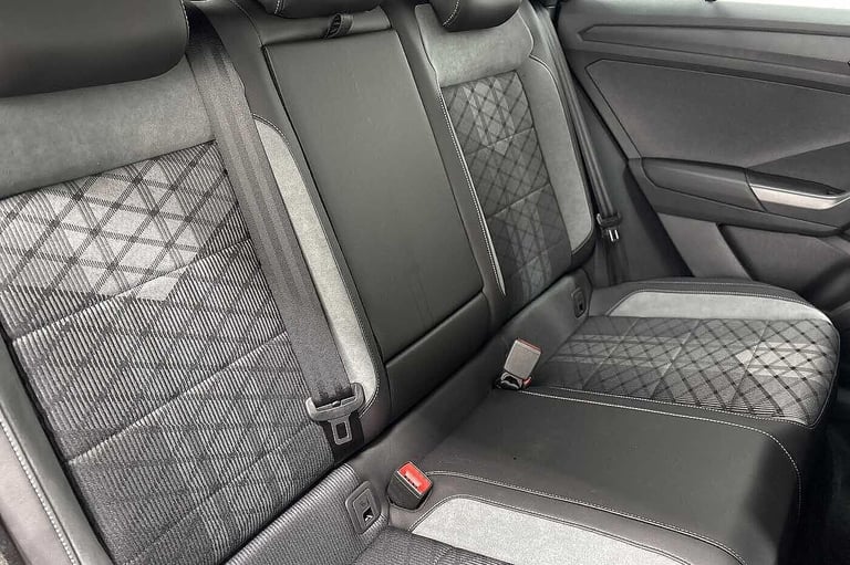 2025 Volkswagen T-Roc 1.5 TSI R-Line 5dr DSG | Heated Seats | ACC SUV PETROL Automatic