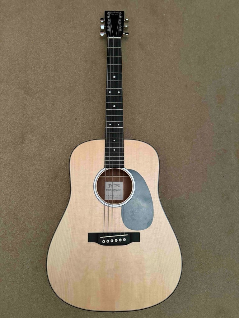 🎸 MINT CONDITION! Martin Dreadnought Junior Acoustic Guitar