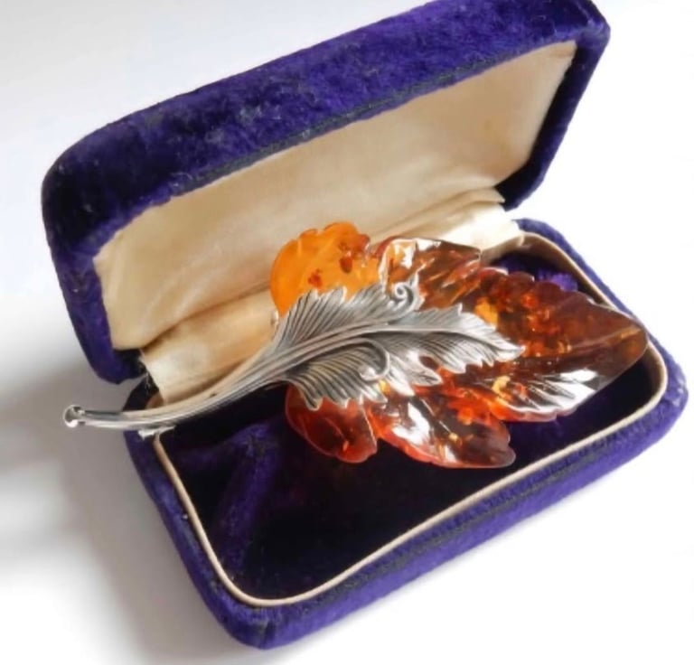 image for Leaf planet Amber color 