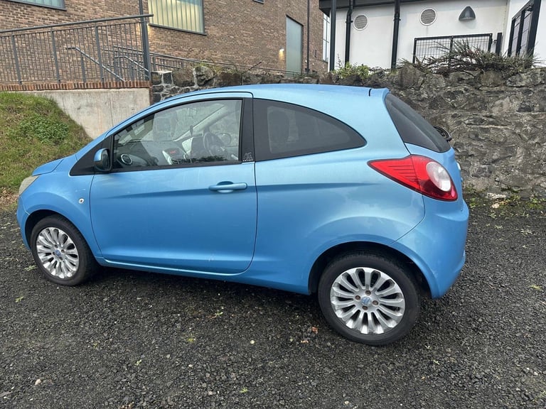 Ford, KA, Hatchback, 2011, Manual, 1242 (cc), 3 doors
