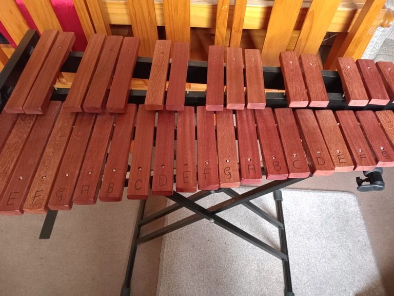 image for Xylophone with padded bag and stand