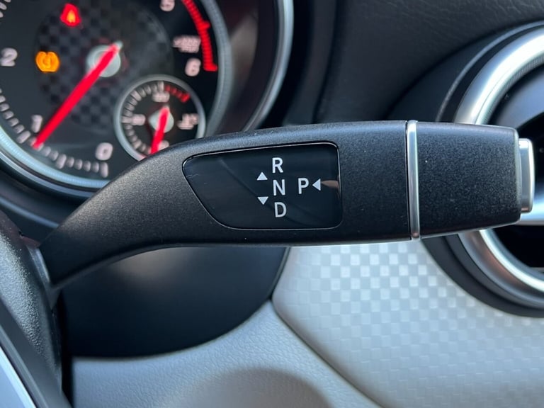 2017 Mercedes-Benz A-Class 2.1 A200d Sport (Premium Plus) Hatchback 5dr Diesel 7G-DCT Euro 6 (s/s...