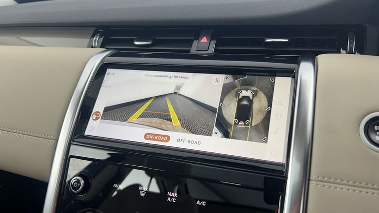 2021 Land Rover Discovery Sport 2.0 P250 MHEV SE SUV 5dr Petrol Auto 4WD Euro 6 (s/s) (249 ps) - ...