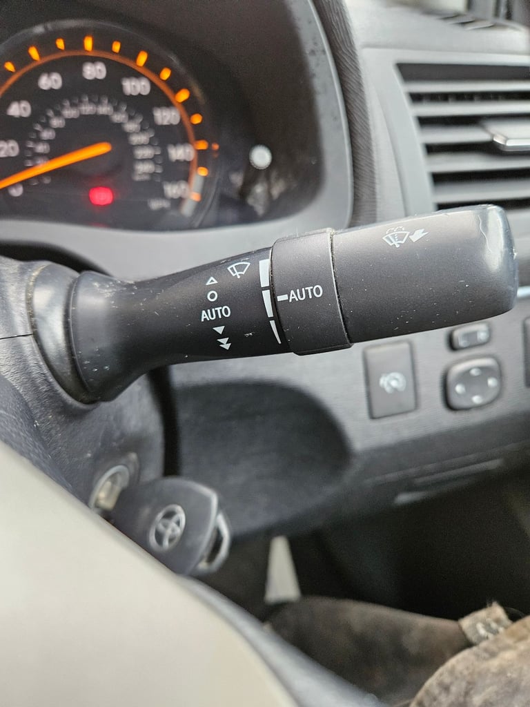 Toyota, AVENSIS, Saloon, 2009, Manual, 1998 (cc), 4 doors