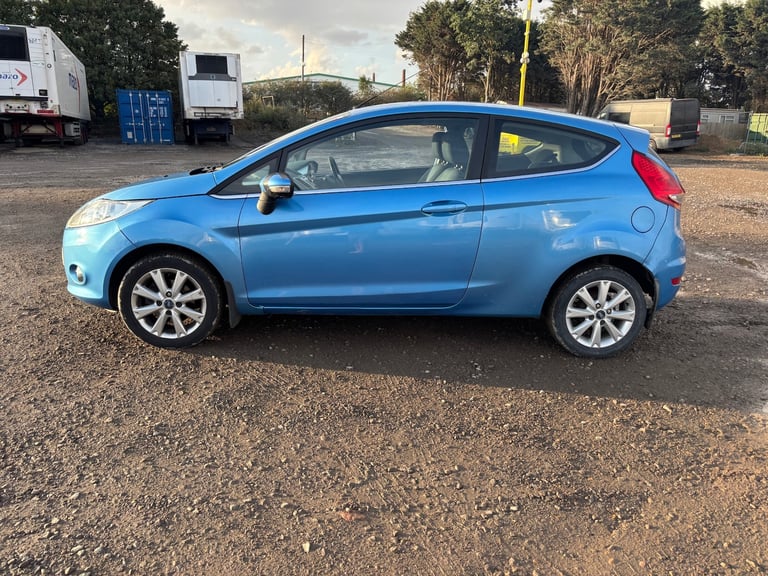 2010 Ford Fiesta 1.4 TDCi Zetec 3dr HATCHBACK Diesel Manual