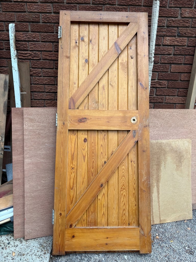 Solid pine door