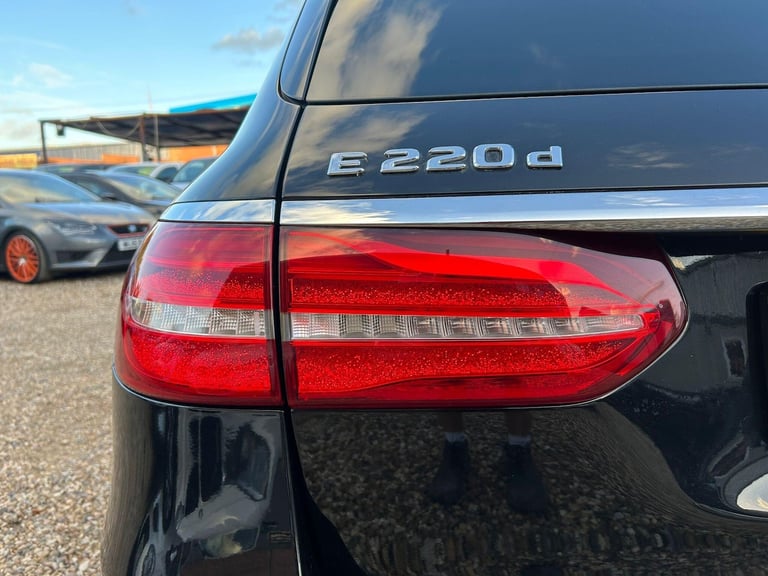 2017 Mercedes-Benz E Class 2.0 E220d AMG Line (Premium) G-Tronic+ Euro 6 (s/s) 5dr ESTATE Diesel ...