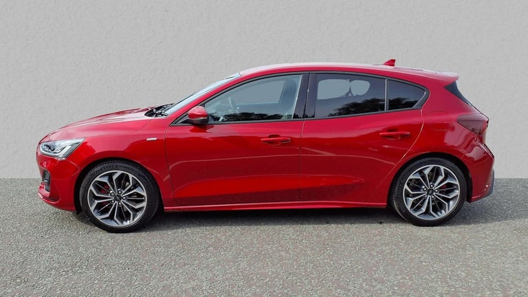 2025 Ford Focus 1.0 EcoBoost Hybrid mHEV ST-Line X 5dr HATCHBACK PETROL Manual