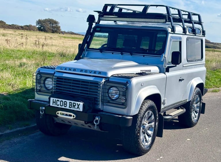 2025 Land Rover Defender 90 2.4 TDCi XS Station Wagon 4WD SWB Euro 4 3dr Diesel Manual
