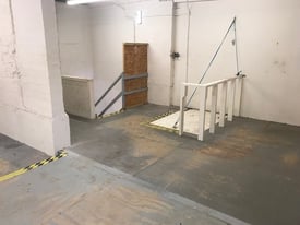 No deposit. Warehouse to let in Penzance.