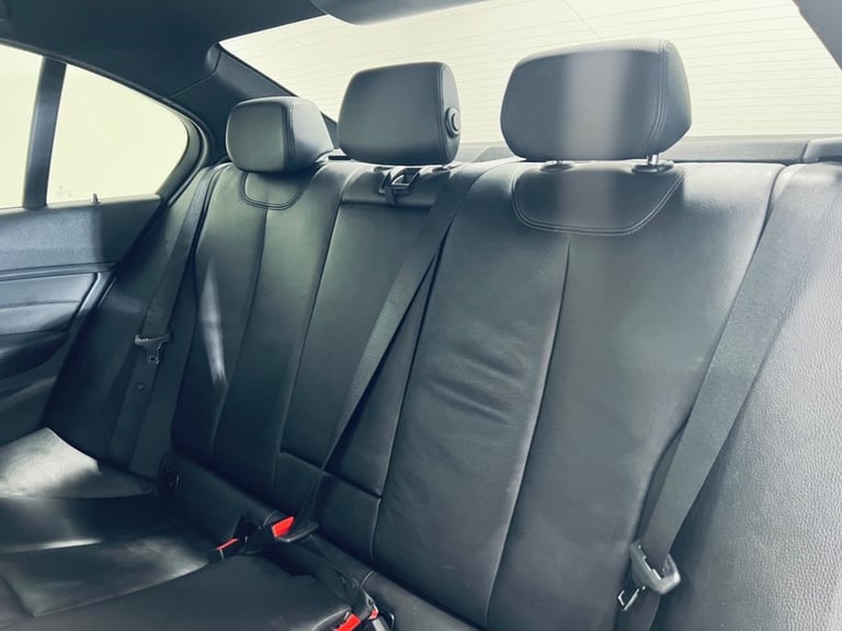 2013 BMW 3 Series 318d M Sport 4dr Step Auto SALOON DIESEL Automatic