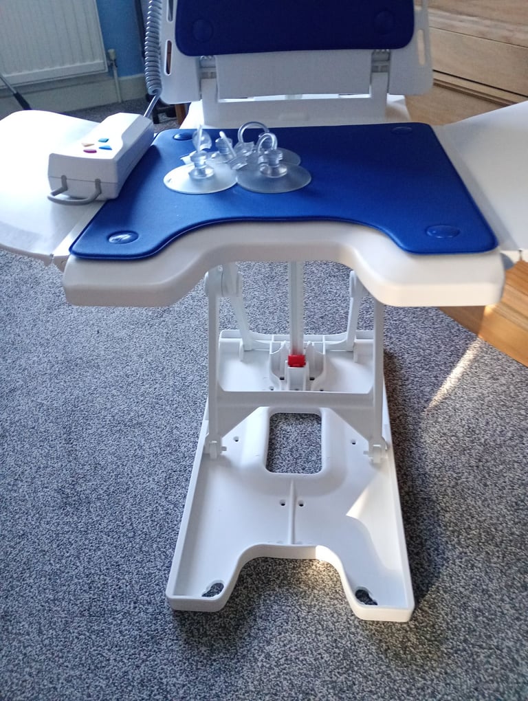 Bath seat lift