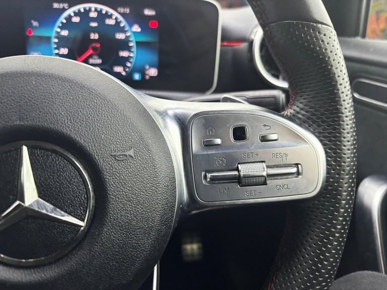 2019 Mercedes-Benz A-Class 1.3 A180 AMG Line (Executive) Hatchback 5dr Petrol 7G-DCT Euro 6 (s/s)...