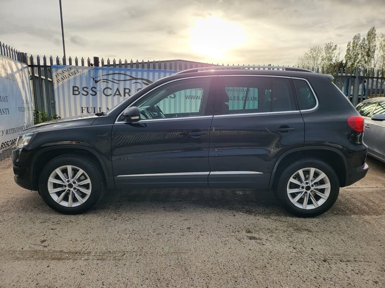 2013 Volkswagen Tiguan 2.0 TDi BlueMotion Tech SE 5dr DSG ESTATE Diesel Automatic