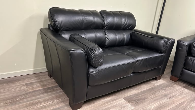 Black leather sofas 3&2