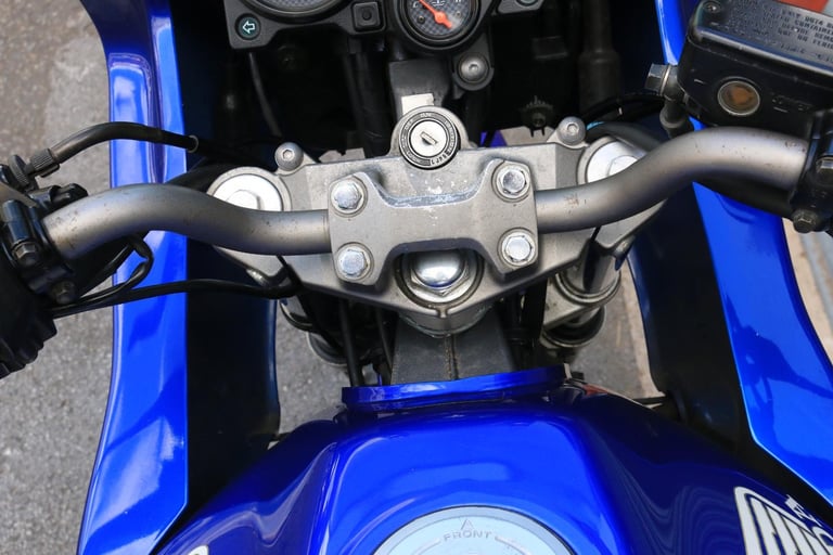 Honda HORNET CB600F 2001