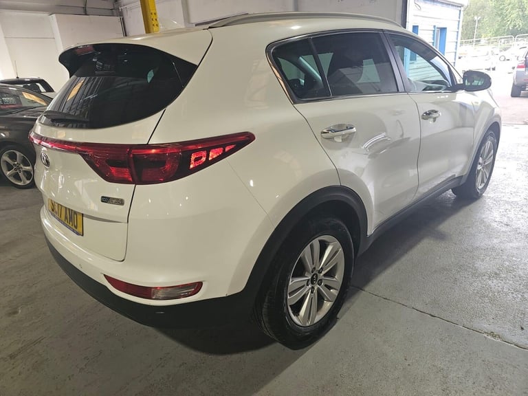 2017 Kia Sportage 1.7 CRDi 2 Euro 6 (s/s) 5dr ESTATE Diesel Manual