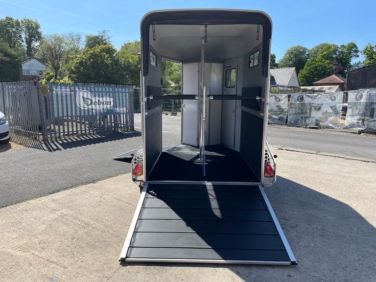 Cheval Liberte Touring Country 2 horse trailer with tack room, Brand New, £6800 + VAT