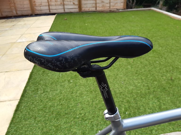 Merida S-Presso Aluminium Hybrid Bike. 