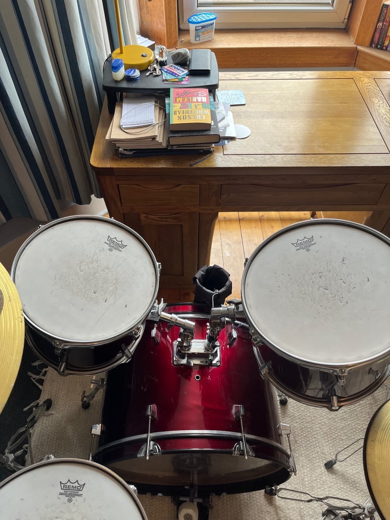 Session Pro 5-Piece Drum Kit with Solar by Sabian Cymbals & Remo Heads – Good Condition