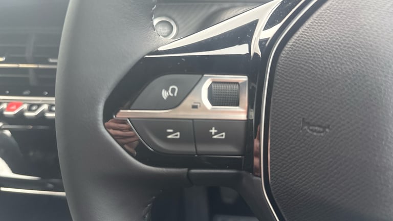 2025 Peugeot 2008 1.2 PureTech Allure 5dr Petrol Estate Estate Petrol Manual