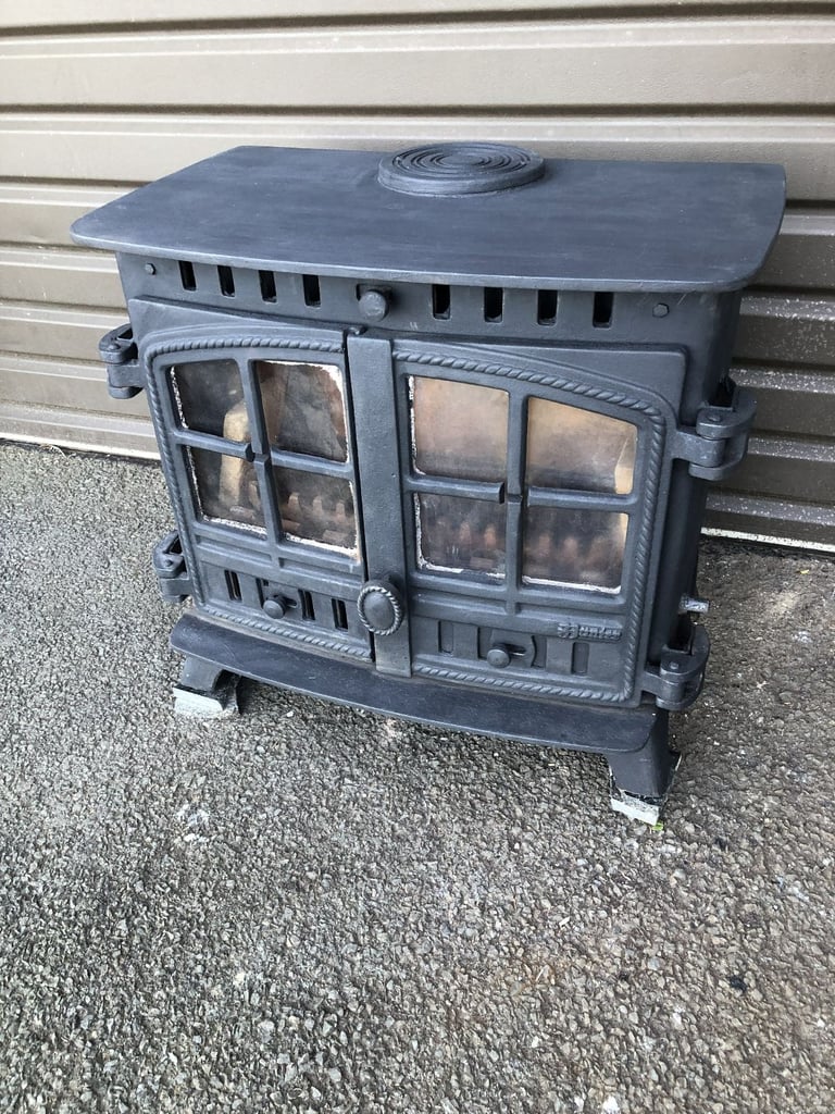 STOVE Hunter 8kw these are THE ABSOLUTE BEST STOVES ON THE MARKET delivery possible